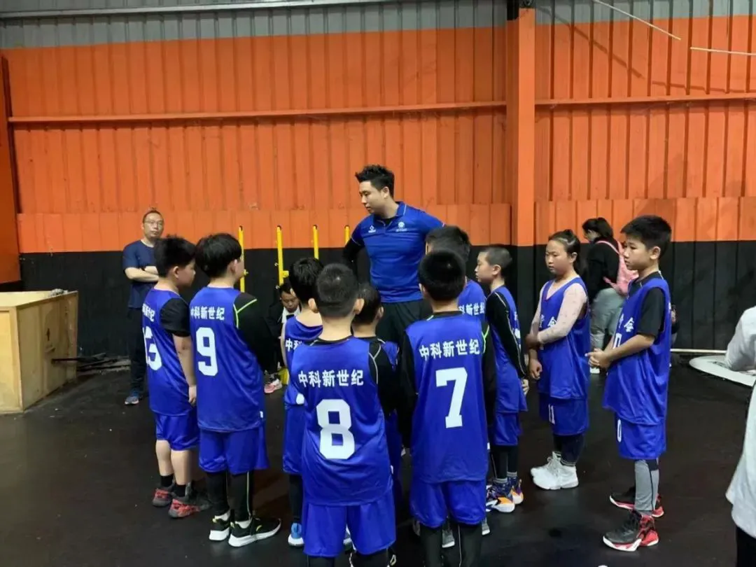 为什么篮球教练要重视球员的心态建设_1